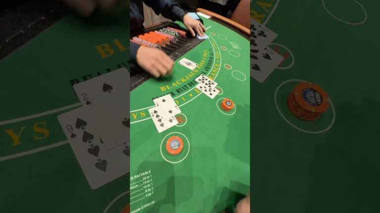 $6,000 Hand X 2 at Blackjack #casino #gambling #blackjack