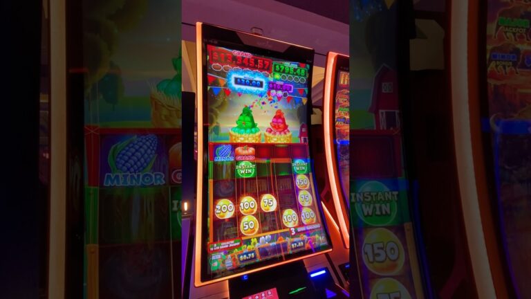 DOUBLE POP On Crazy Chickens! Instant Win & Jackpots!