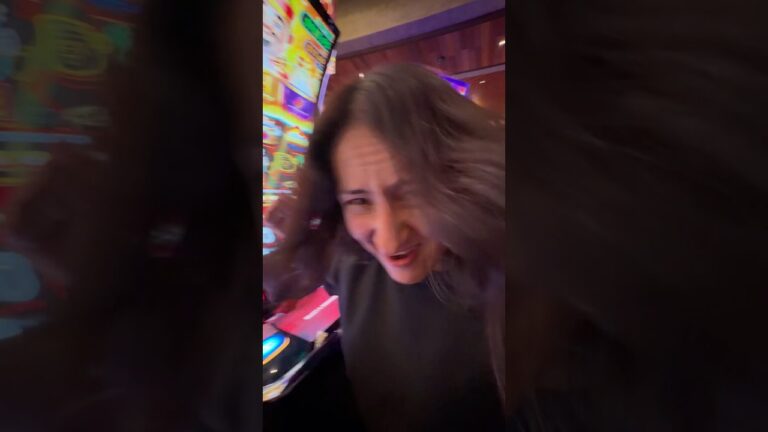 HOT HOT Bonus On Max Bet Spin Had Us Going WILD! #casino #slots #slot